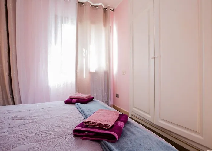 Apartment Sea Front *