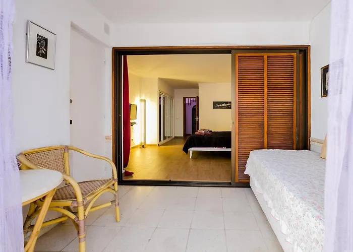 Sea Front أذيخي